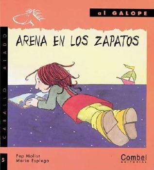 Paperback Arena en los Zapatos = Sand in the Shoes [Spanish] Book