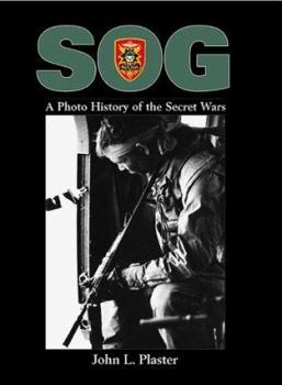 Hardcover Sog: A Photo History of the Secret Wars Book