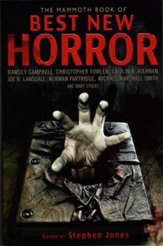 Paperback The Mammoth Book of Best New Horror, Volume 22 Book