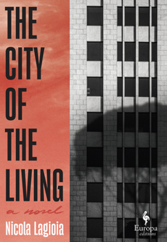 Paperback The City of the Living Book