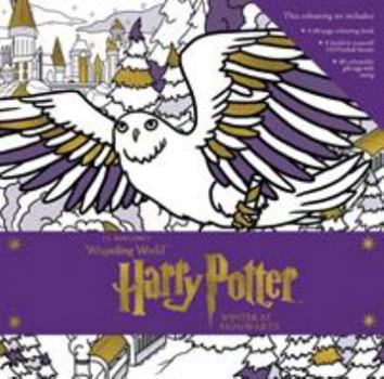 Hardcover Harry Potter: Winter at Hogwarts: A Magical Colouring Set Book