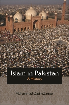 Paperback Islam in Pakistan: A History Book