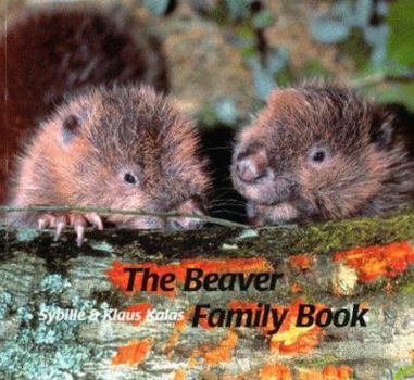 Paperback The Beaver Family Book