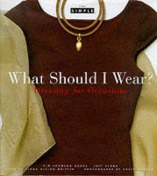 Paperback What Should I Wear? : Dressing for Occasions Book