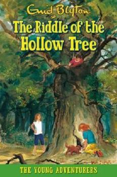 Paperback The Riddle of the Hollow Tree (Young Adventurers) Book