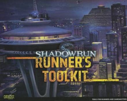 Paperback Shadowrun Runners Toolkit Book