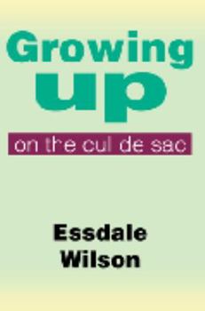 Paperback Growing up on the cul de sac Book