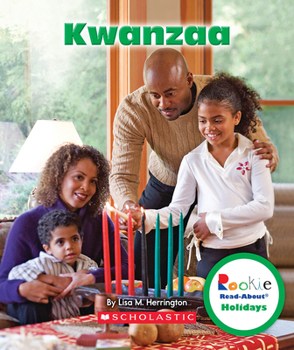Paperback Kwanzaa (Rookie Read-About Holidays) Book