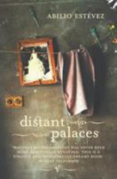 Paperback Distant Palaces Book