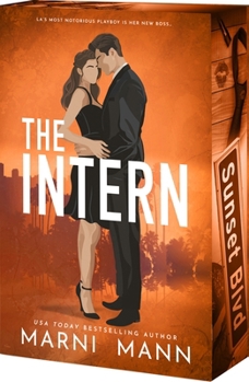 Paperback The Intern Book
