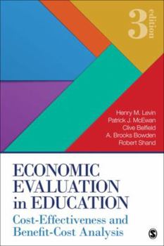 Paperback Economic Evaluation in Education: Cost-Effectiveness and Benefit-Cost Analysis Book