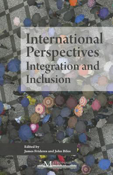 Paperback International Perspectives: Integration and Inclusion Book