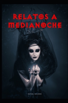 Paperback Relatos a medianoche [Spanish] Book