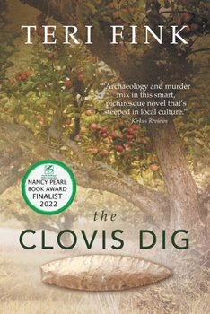 Paperback The Clovis Dig Book