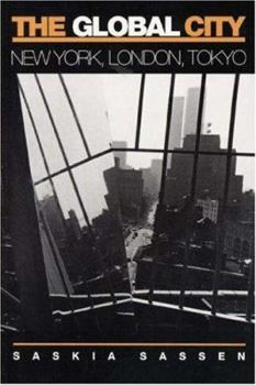 Paperback The Global City: New York, London, Tokyo Book