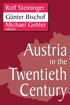 Paperback Austria in the Twentieth Century Book