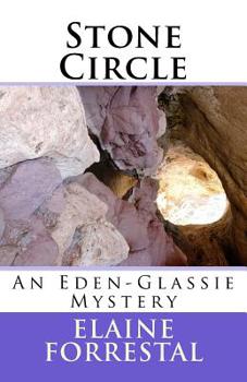 Paperback Stone Circle: An Eden-Glassie Mystery Book