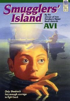 Paperback Smugglers' Island Book