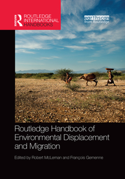 Paperback Routledge Handbook of Environmental Displacement and Migration Book