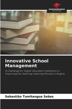 Paperback Innovative School Management Book