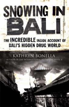 Paperback Snowing in Bali Book