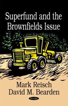 Paperback Superfund and the Brownfields Issue Book