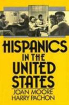 Paperback Moore: Hispanics Us _p Book