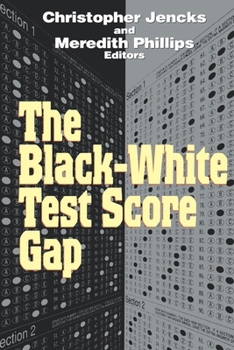 Paperback The Black-White Test Score Gap Book