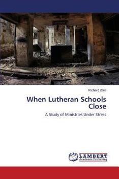 Paperback When Lutheran Schools Close Book
