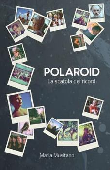 Paperback Polaroid: La scatola dei ricordi [Italian] Book