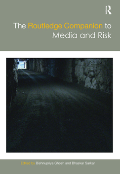 Paperback The Routledge Companion to Media and Risk Book
