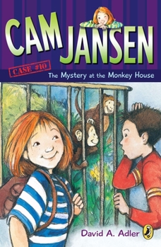 Paperback Cam Jansen: The Mystery of the Monkey House Book