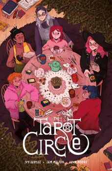 Paperback The Tarot Circle Book