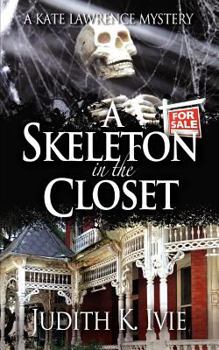 Paperback A Skeleton in the Closet (Kate Lawrence) Book