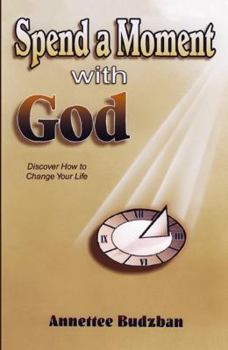 Paperback Spend a Moment with God Book