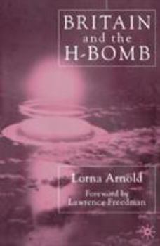 Paperback Britain and the H-Bomb Book