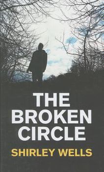 Hardcover The Broken Circle [Large Print] Book