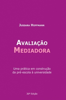 Paperback Avaliação Mediadora [Portuguese] Book