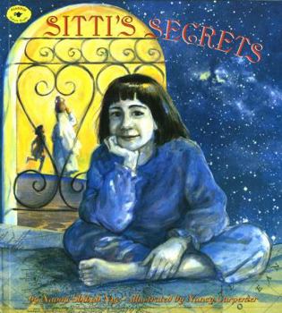 Paperback Sitti's Secrets Book
