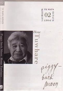 Hardcover Piggy-back moon Book