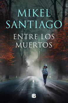 Paperback Entre Los Muertos / Among the Dead [Spanish] Book