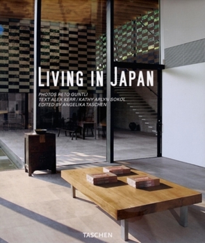 Hardcover Living in Japan (English, German and French Edition) Book