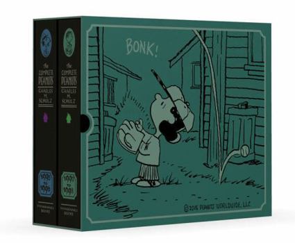 Hardcover The Complete Peanuts 1995-1998 Gift Box Set Book
