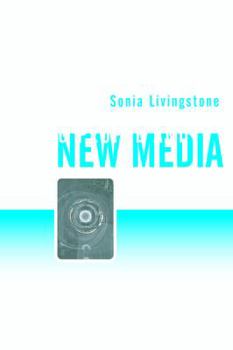 Paperback Young People and New Media: Childhood and the Changing Media Environment Book