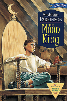 Paperback The Moon King Book