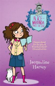 Paperback Alice-Miranda Takes the Lead Book