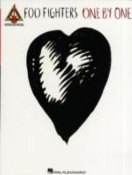 Paperback Foo Fighters - One by One (Piano/Vocal/Guitar Artist Songbook) Book