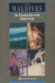 Paperback The Maldives Book