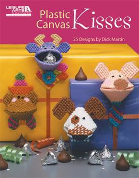 Paperback Plastic Canvas Kisses (Leisure Arts #5830) Book