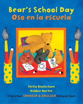Paperback Bear's School Day (Bilingual Spanish & English) Book